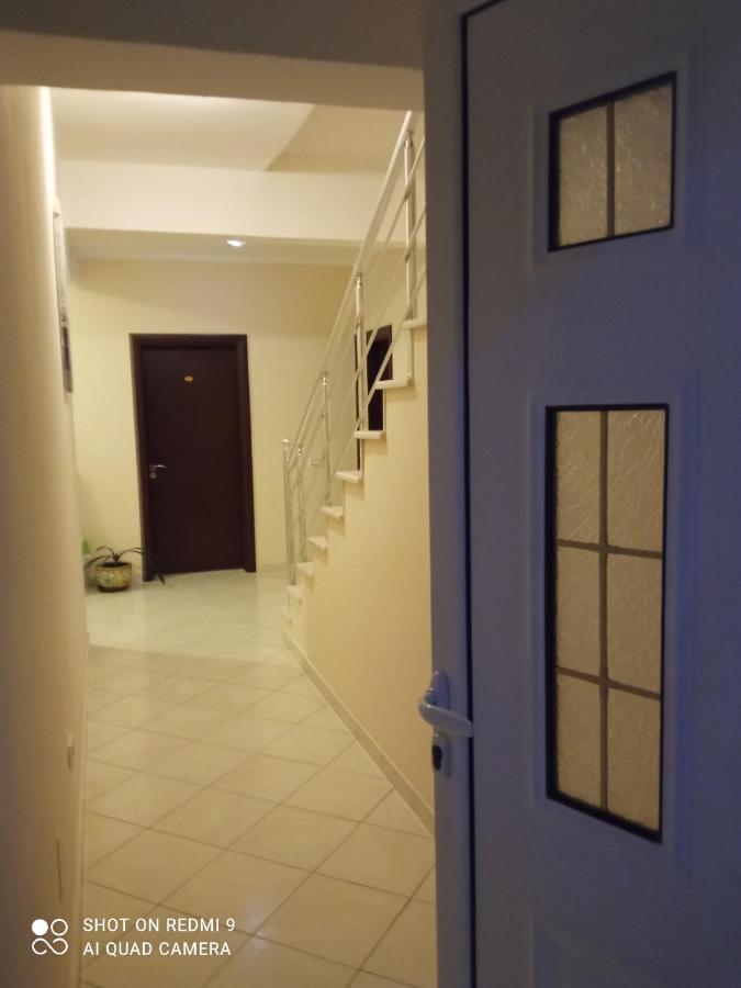 Apartmani Lux Sea Утеха Екстериор снимка