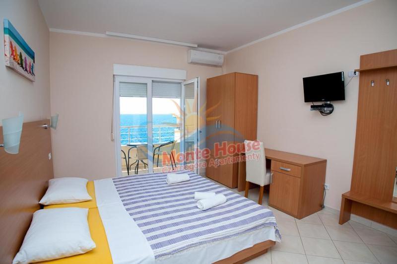 Apartmani Lux Sea Утеха Екстериор снимка