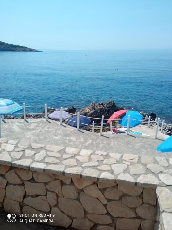 Apartmani Lux Sea Утеха Екстериор снимка