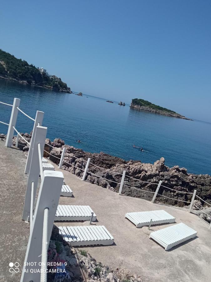 Apartmani Lux Sea Утеха Екстериор снимка