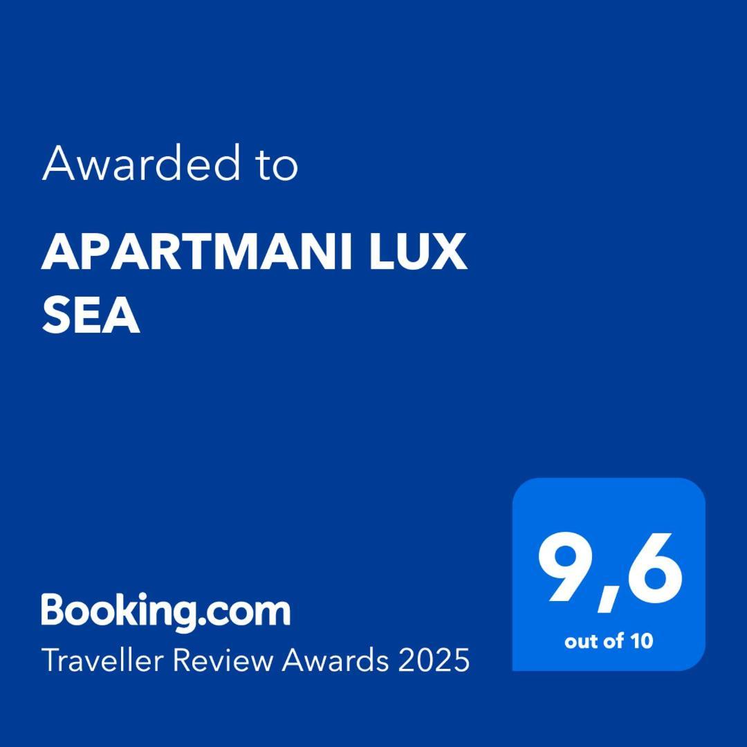 Apartmani Lux Sea Утеха Екстериор снимка