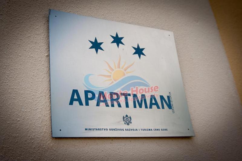 Apartmani Lux Sea Утеха Екстериор снимка